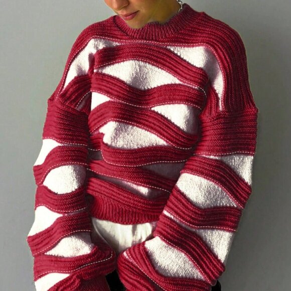 Red Casual Women's Round Neck Wavy Striped Color Block Long Sleeved Knit Sweater - Picture 4 of 4